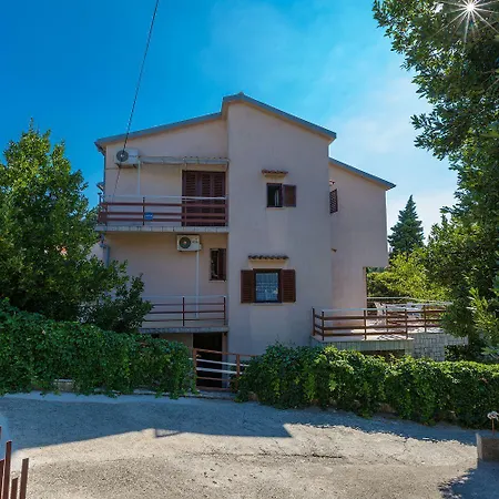 Appartamento Haustierfreundliches Nur 580 Meter Zum Mit Meerblick Selce